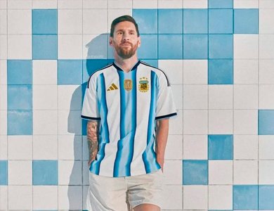 Messi con la camiseta nueva